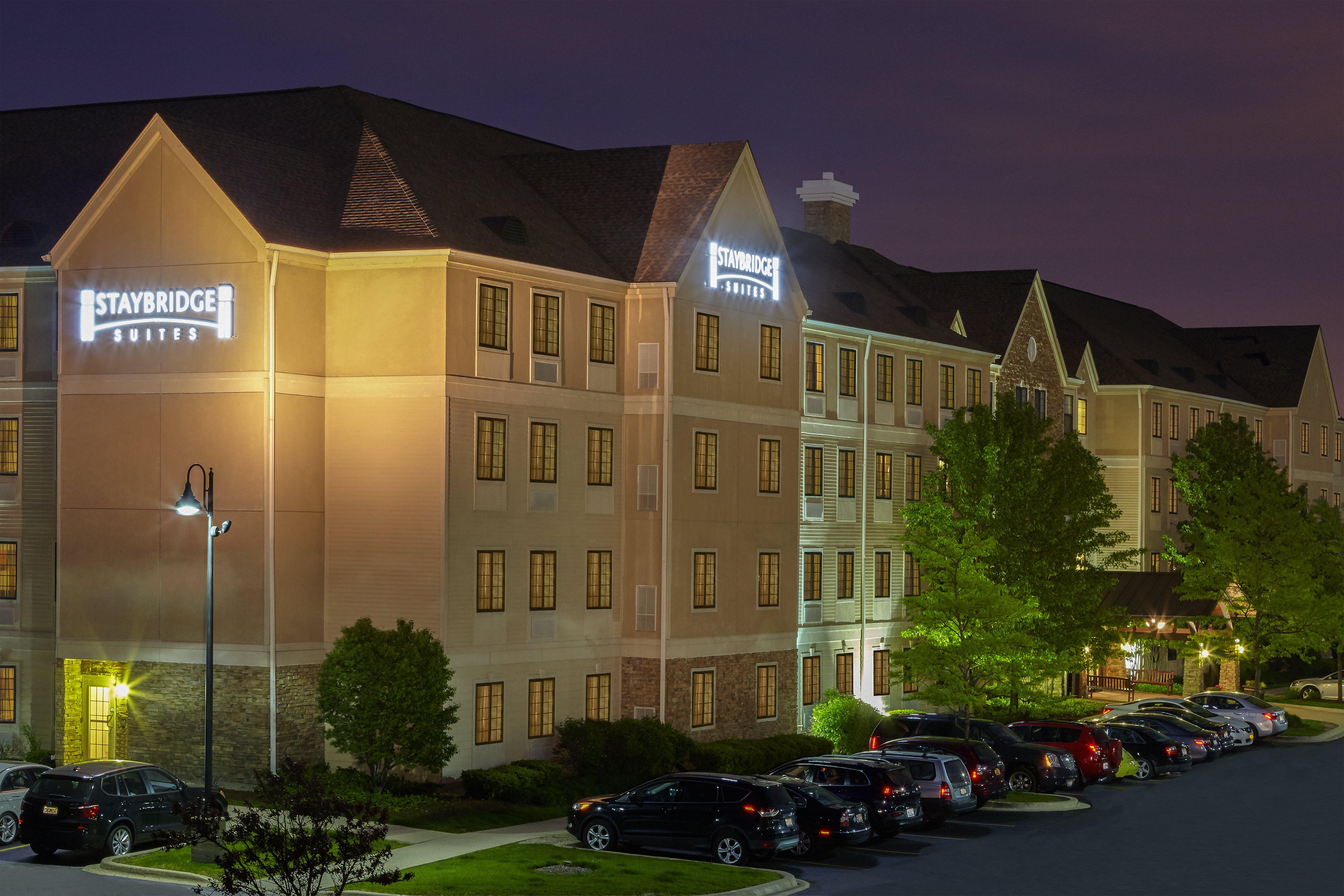 Staybridge Suites Lincolnshire By Ihg Exterior photo
